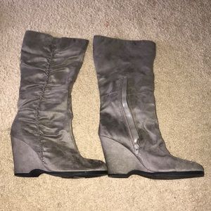 Grey heeled boots